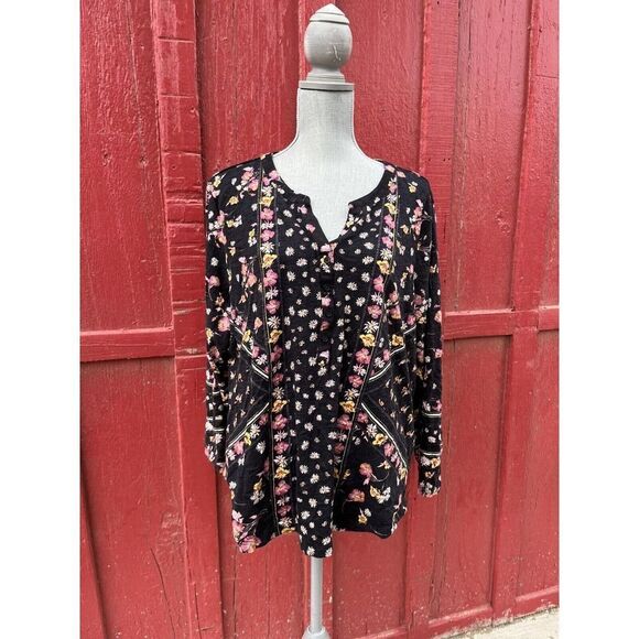 Style & Co. Tops - Style & Co Floral Button Blouse With adjustable sleeves Size 3x